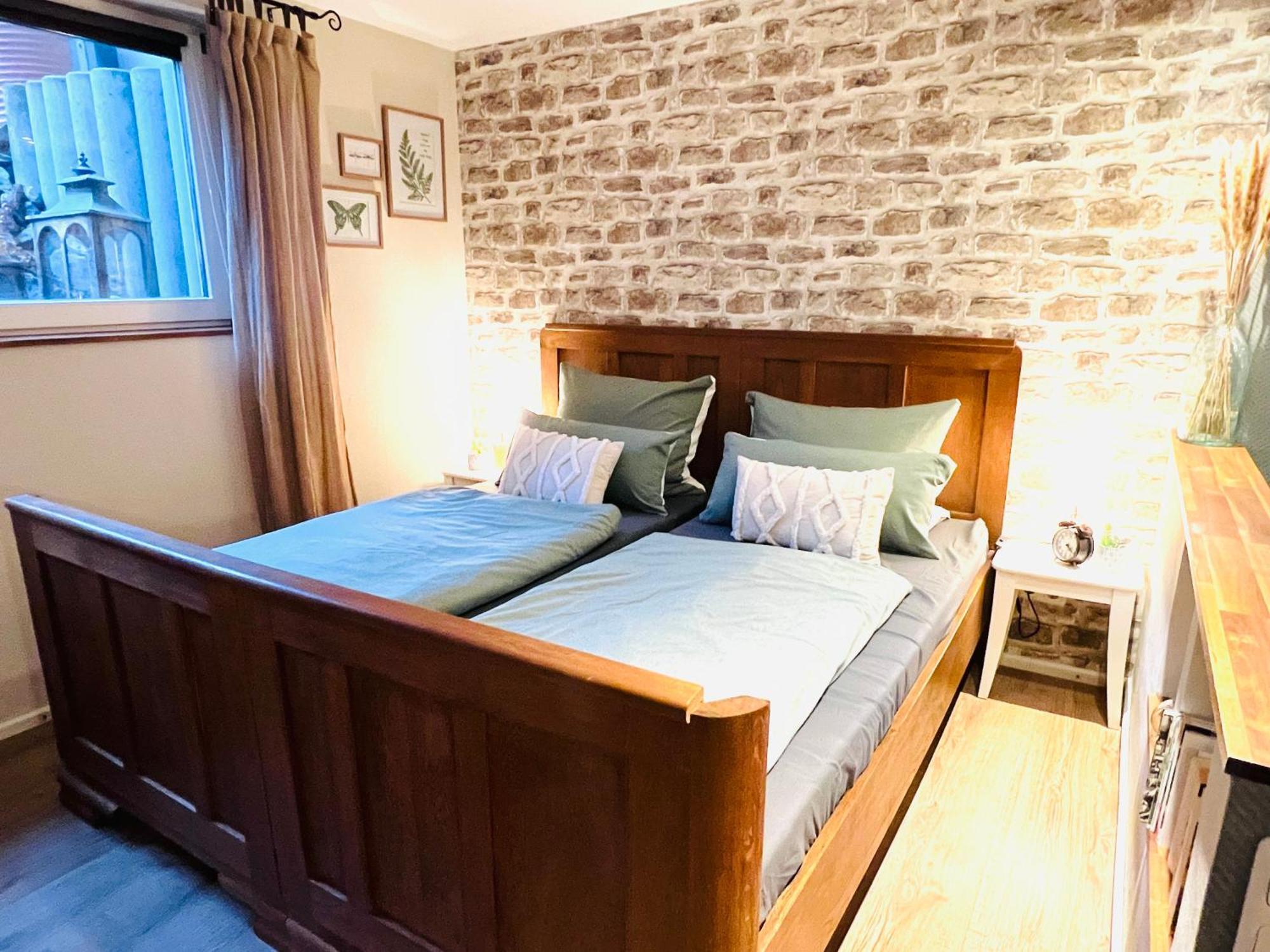 Ferienwohnung Palatina Heuchelheim-Klingen Exteriér fotografie