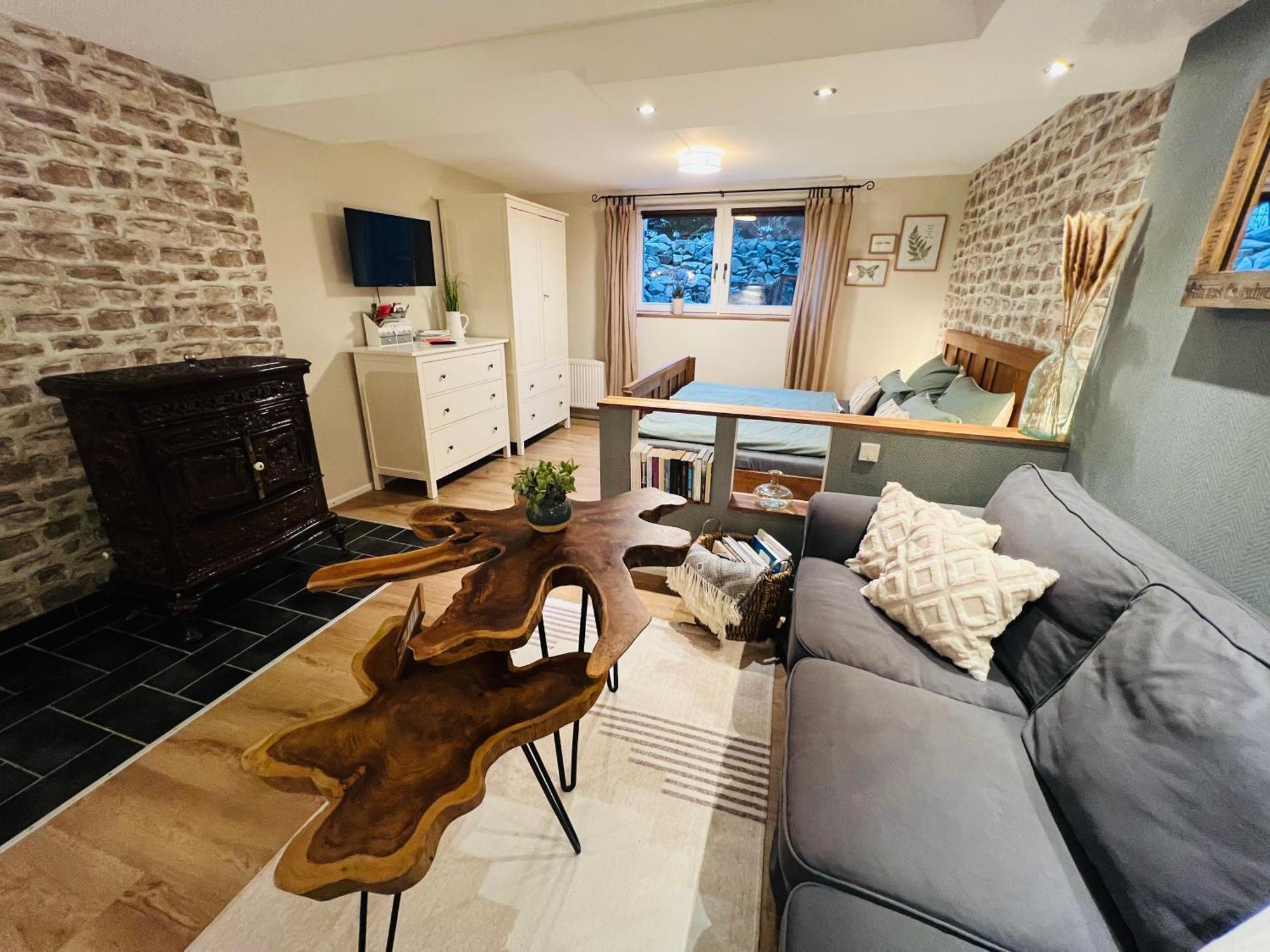 Ferienwohnung Palatina Heuchelheim-Klingen Exteriér fotografie