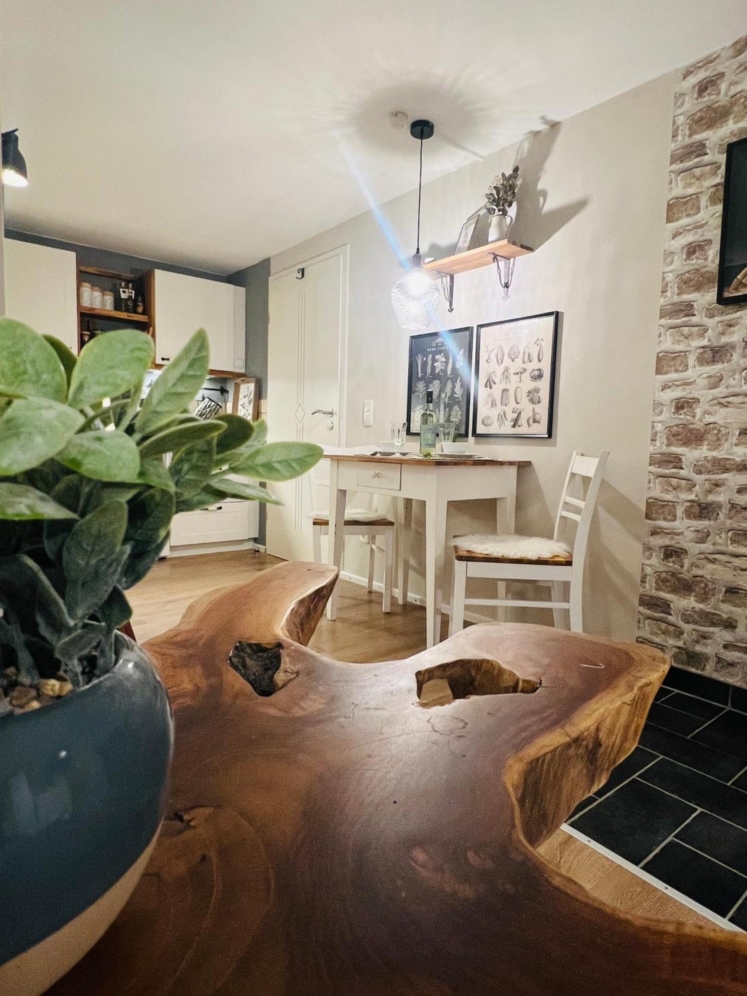Ferienwohnung Palatina Heuchelheim-Klingen Exteriér fotografie