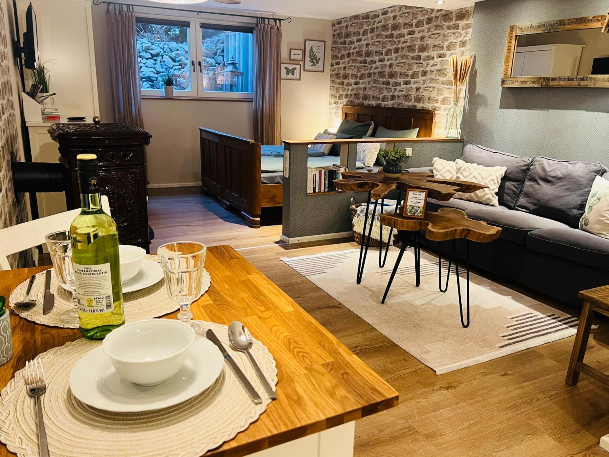 Ferienwohnung Palatina Heuchelheim-Klingen Exteriér fotografie